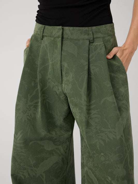 Rune Pant