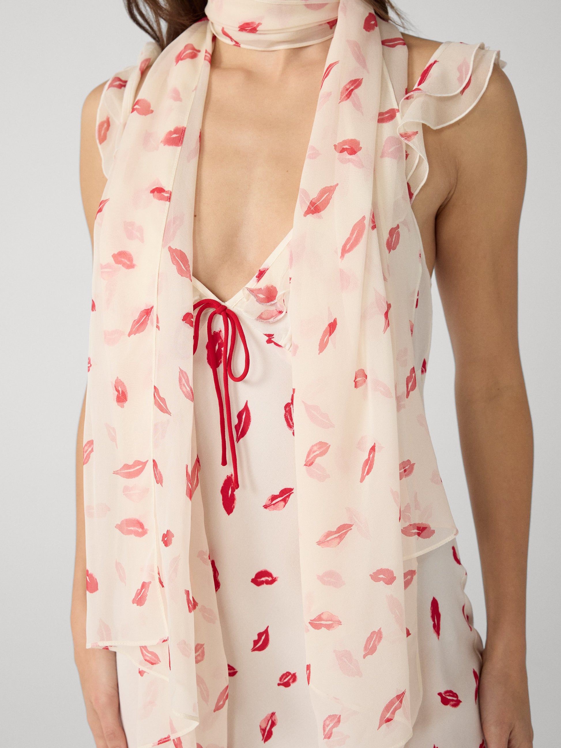 Tie Scarf